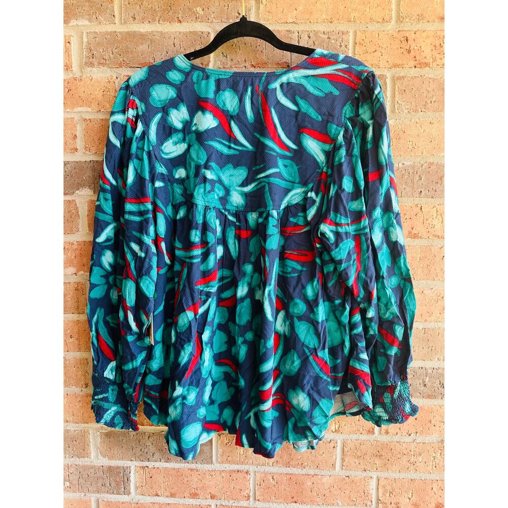 Nurture by westbound Women's Blue Leaf Print V-Neck Long Sleeve Blouse Sz 1X NWT - Picture 2 of 4